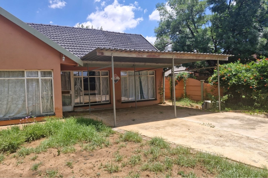 3 Bedroom Property for Sale in Meiringspark North West